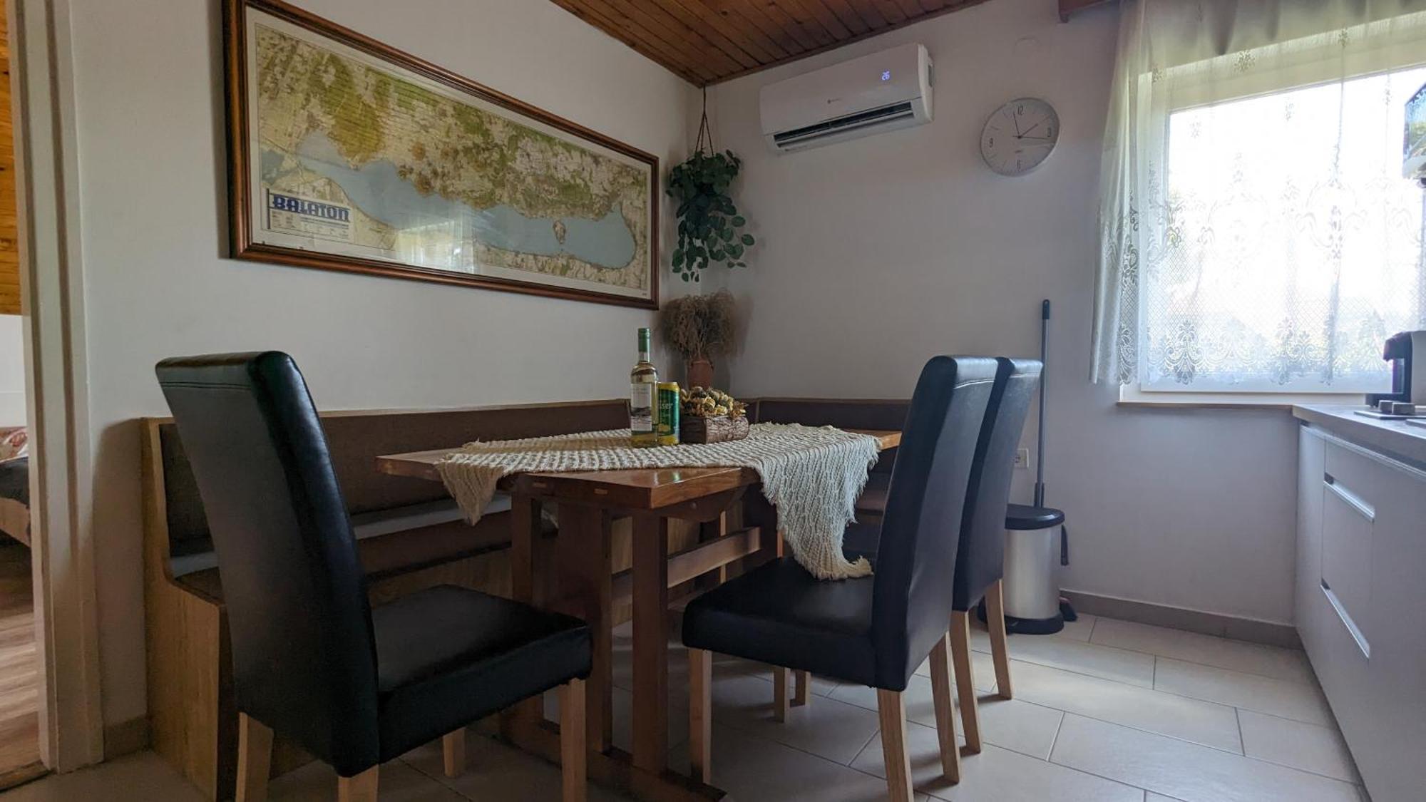 Viragos Apartman Балатонсемеш Екстер'єр фото